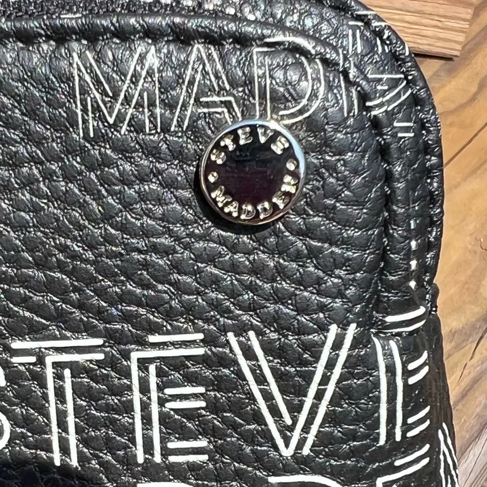 - Steve Madden Double Zip Logo Leather Wristlet! NEW!